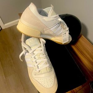 Brand new. Never worn